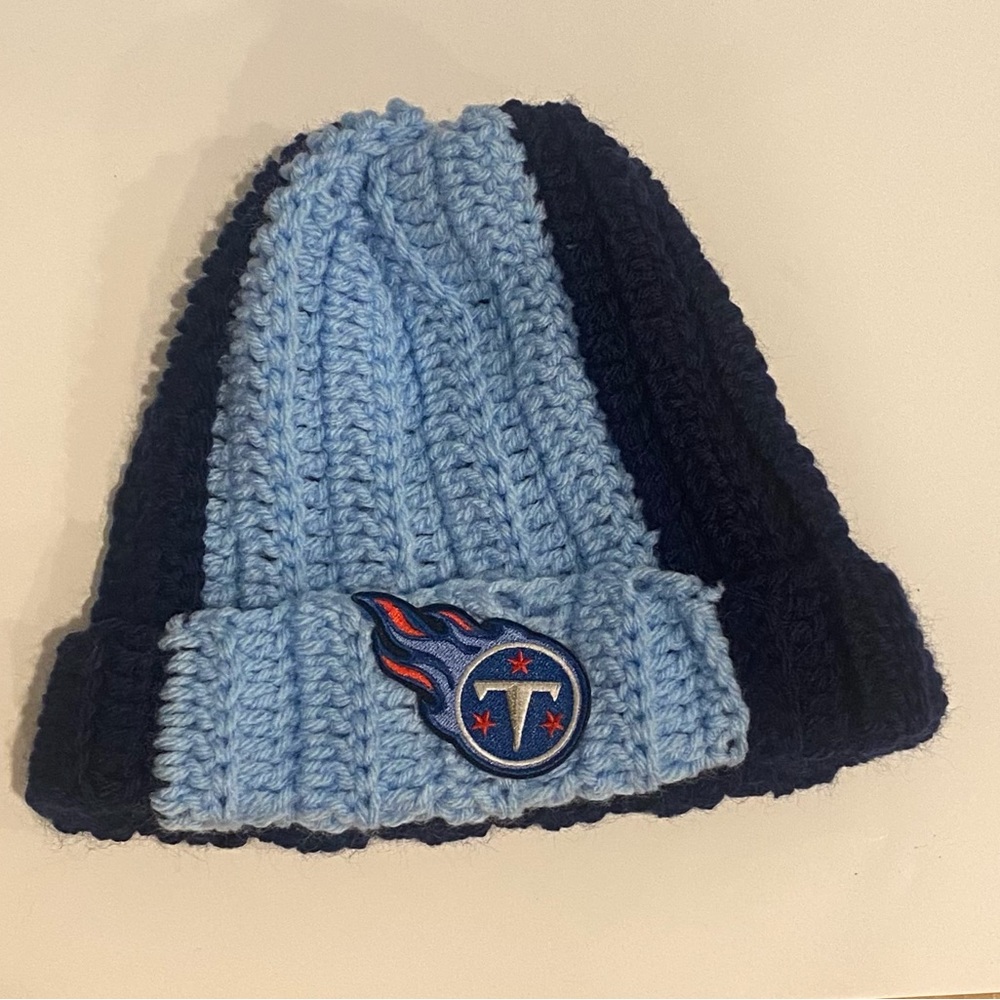 Team Beanies - Picture 2 of 16